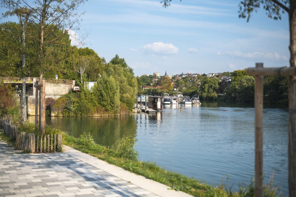 Les Bords de Marne